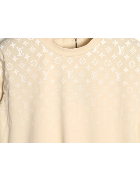 Louis Vuitton Classic Monogram Gradient Print ShortSleeve Top,Louis Vuitton T Shirt,Tshirt,APPAREL