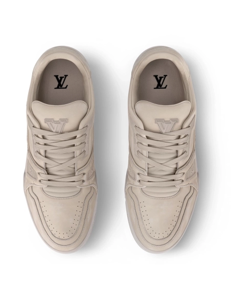 Louis Vuitton Trainer Distressed Sneaker 1AHDAG,BALENCIAGA TRACK,BALENCIAGA