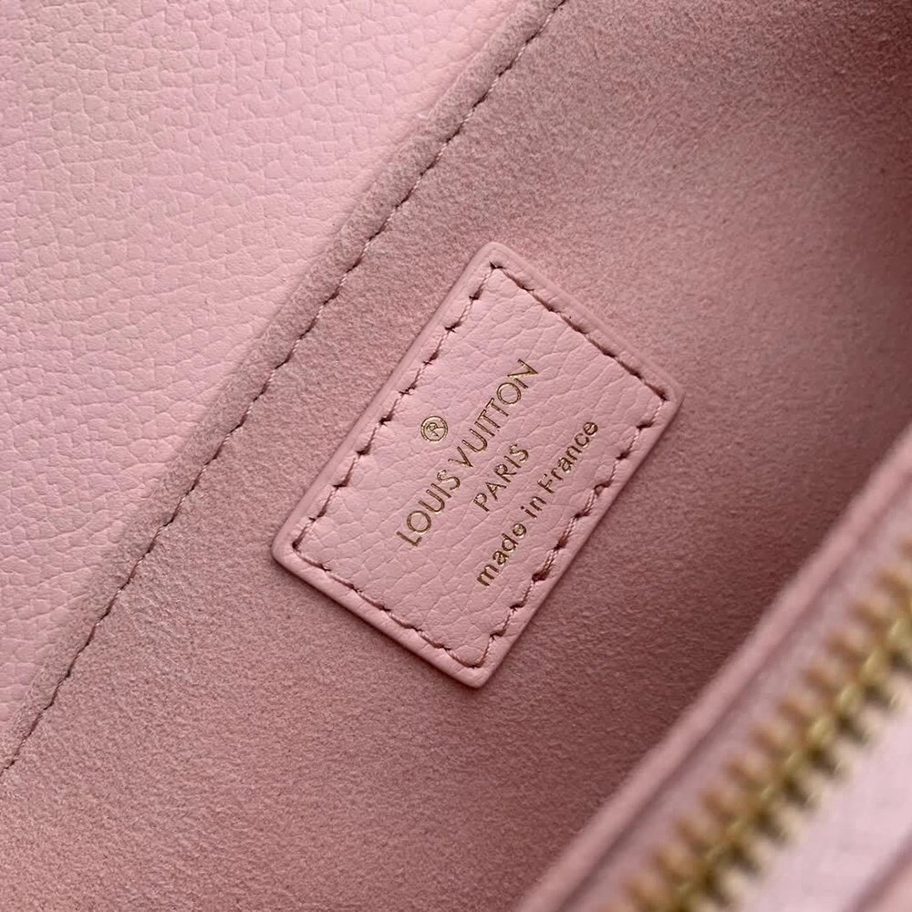 Louis Vuitton Pochette Metis East West Bags M47045 21.5X13.5X6cm,Louis Vuitton Bags,BAGS