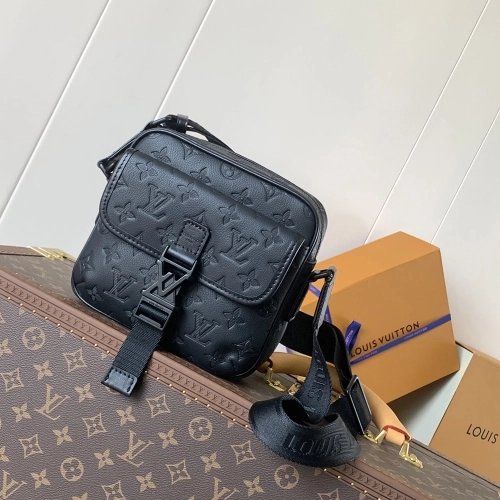 Louis Vuitton Getaway Messenger Bags M12516 19X20X6cm,Louis Vuitton Bags,BAGS