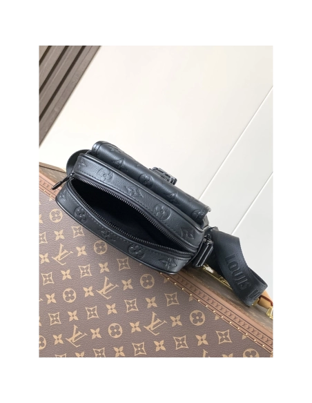 Louis Vuitton Getaway Messenger Bags M12516 19X20X6cm,Louis Vuitton Bags,BAGS