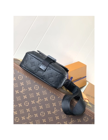 Louis Vuitton Getaway Messenger Bags M12516 19X20X6cm,Louis Vuitton Bags,BAGS