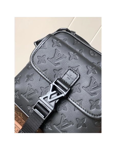 Louis Vuitton Getaway Messenger Bags M12516 19X20X6cm,Louis Vuitton Bags,BAGS