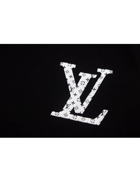 Louis Vuitton T-shirt W2642 Black White,Louis Vuitton T Shirt,Tshirt,APPAREL