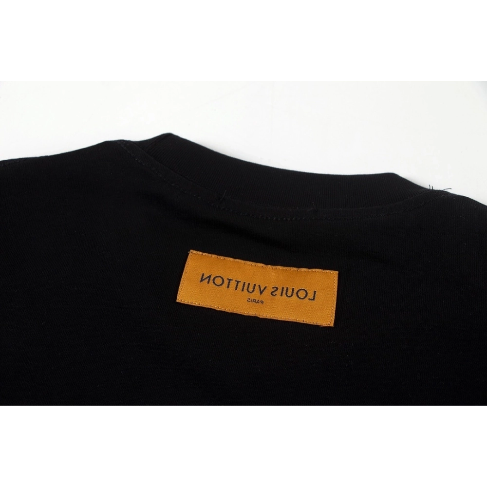 Louis Vuitton T-shirt W2642 Black White,Louis Vuitton T Shirt,Tshirt,APPAREL