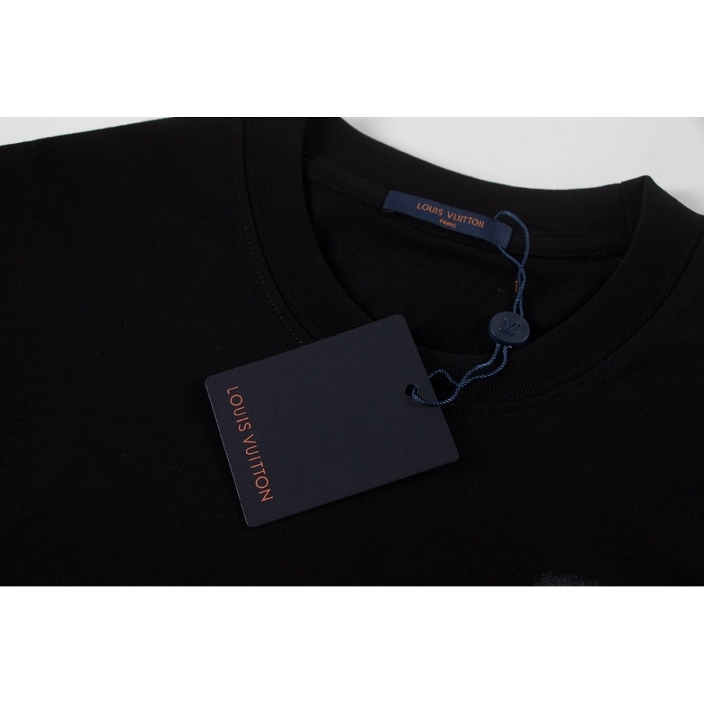 Louis Vuitton T-shirt W2627 Black White,Louis Vuitton T Shirt,Tshirt,APPAREL