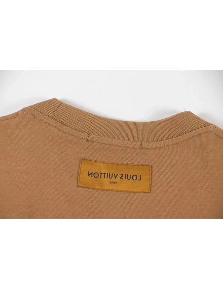 Louis Vuitton T-shirt Z030 Black White Khaki,Louis Vuitton T Shirt,Tshirt,APPAREL