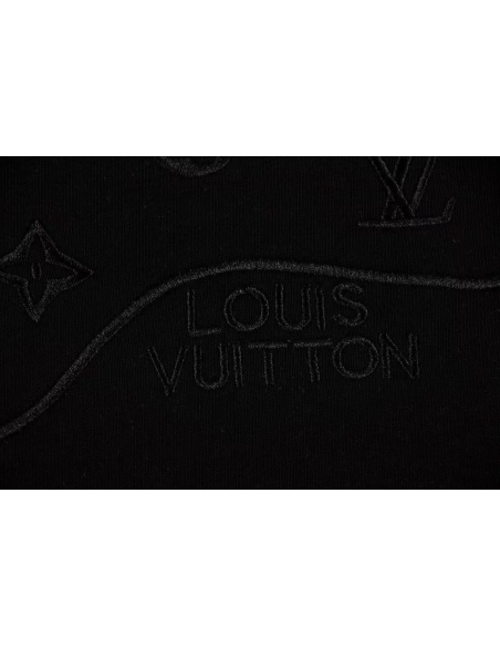 Louis Vuitton T-shirt Z030 Black White Khaki,Louis Vuitton T Shirt,Tshirt,APPAREL