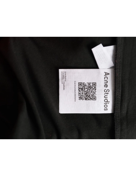 Acne Studios New Year Limited Edition Long-Sleeve T-Shirt TSK1,Acne Studios