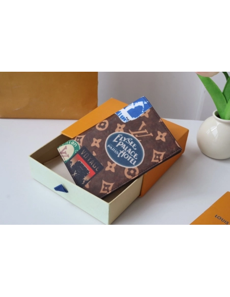 Louis Vuitton Monogram Passport Cover M83519 10X14X2.5cm,Louis Vuitton Wallets