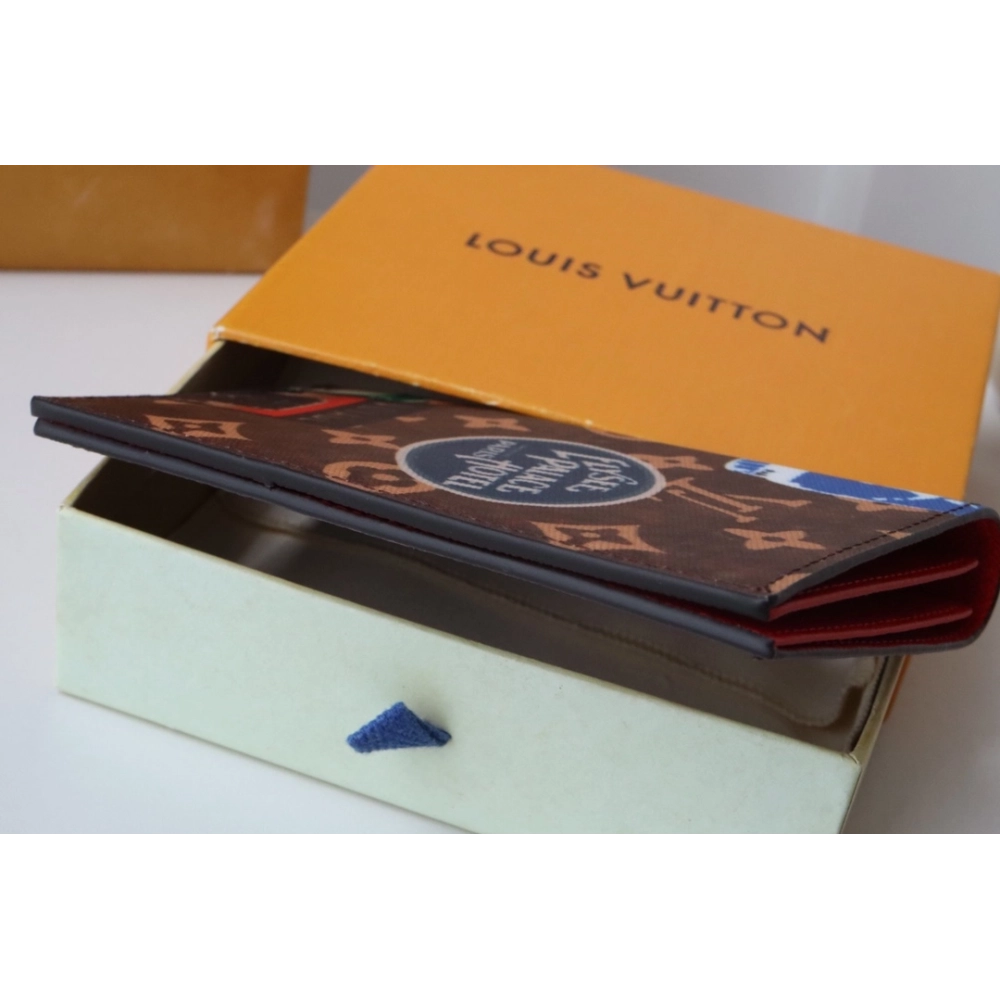 Louis Vuitton Monogram Passport Cover M83519 10X14X2.5cm,Louis Vuitton Wallets