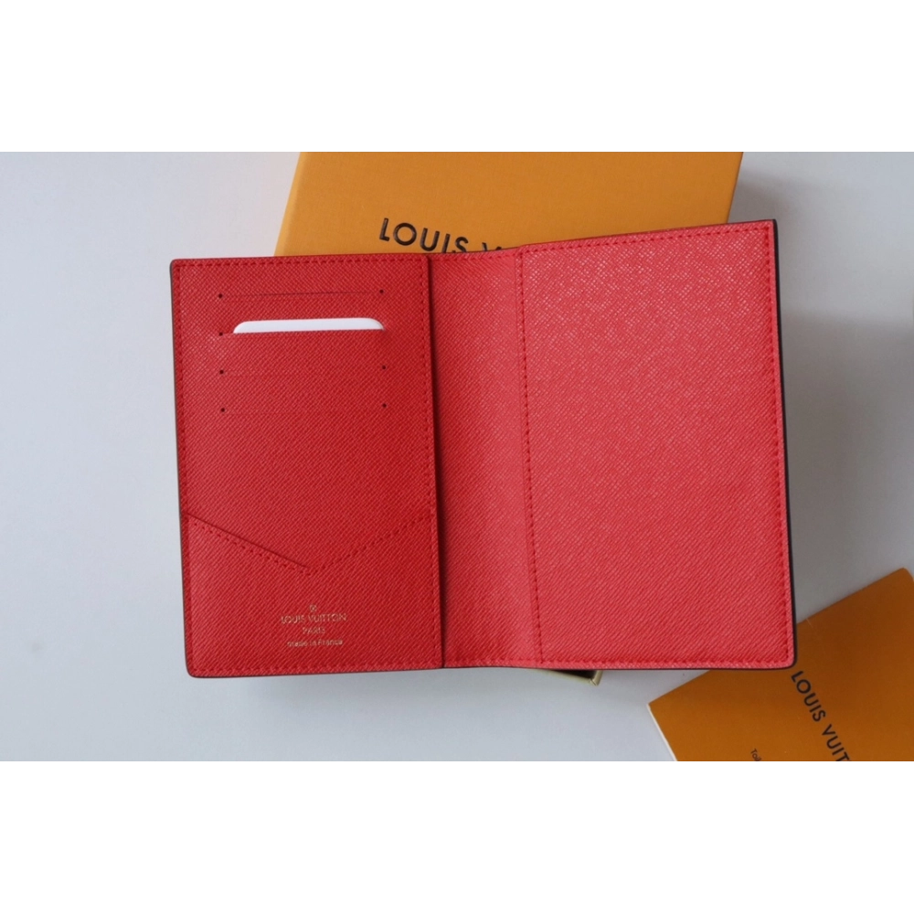 Louis Vuitton Monogram Passport Cover M83519 10X14X2.5cm,Louis Vuitton Wallets