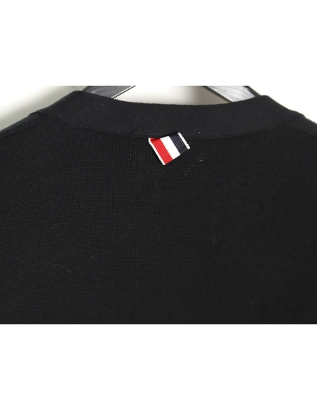 Thom Browne Classic 4-Bar 5-Button Cardigan TSK3,Thom Browne