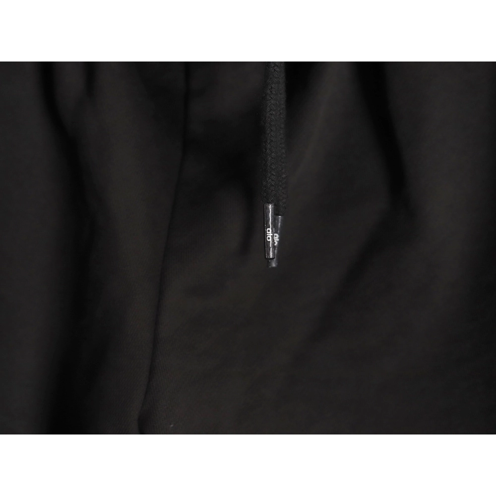 ALO Silver Letter Shorts TSK2,Alo