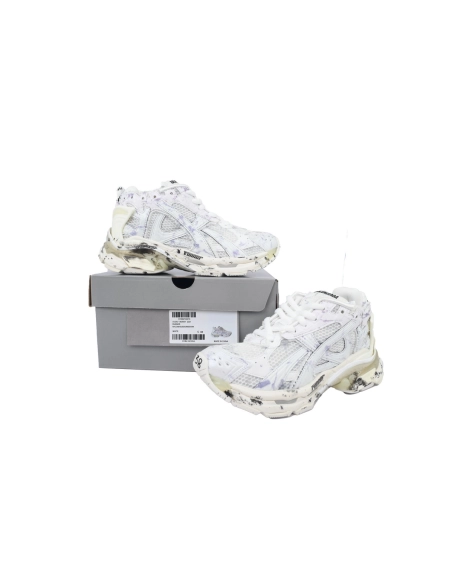 Balenciaga Runner Sneaker White Graffiti 772767 W3RNY 2301