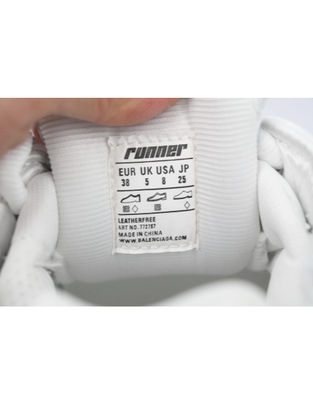 Balenciaga Runner Sneaker White Graffiti 772767 W3RNY 2301