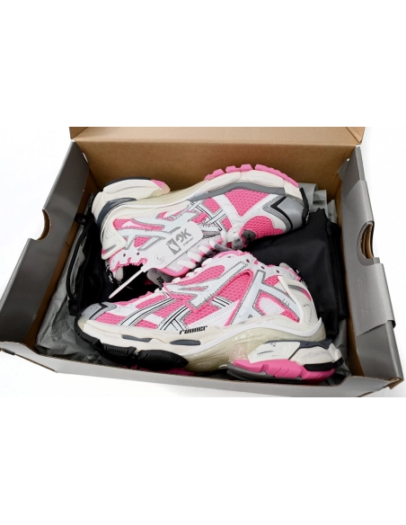 Balenciaga Runner White Red Powder 677402W3RBN9155