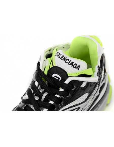 Balenciaga Runner Black/White And Fluorescent Green 677402W3RBP1093