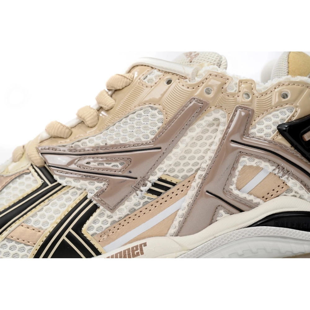 Balenciaga Runner Beige Black White 677403W3RB39891