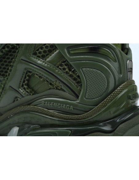 Balenciaga Runner Army Green 677403 W3RB1 3031