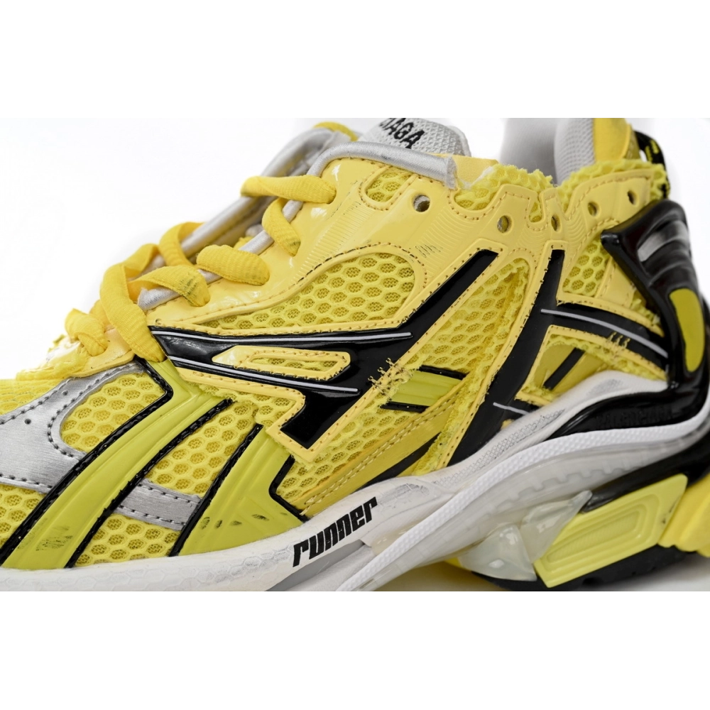Balenciaga Runner Black Yellow 677402W2RD30510