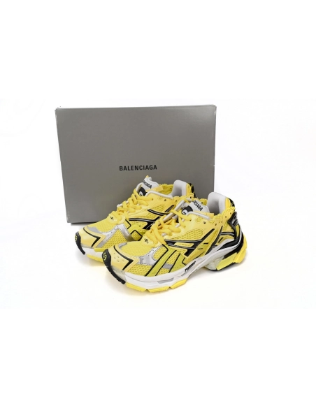 Balenciaga Runner Black Yellow 677402W2RD30510