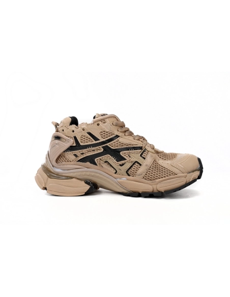 Balenciaga Runner Dark Brown 677402W1RA80125
