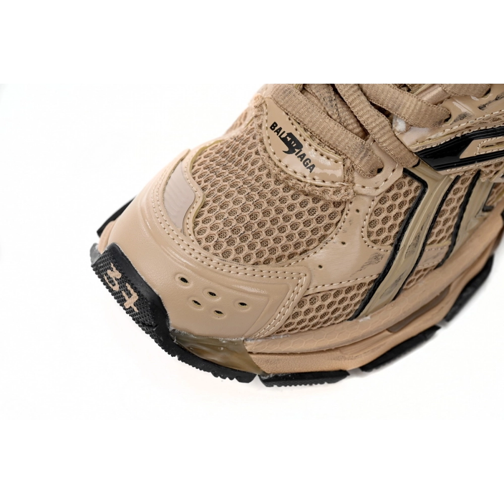 Balenciaga Runner Dark Brown 677402W1RA80125