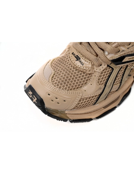 Balenciaga Runner Dark Brown 677402W1RA80125