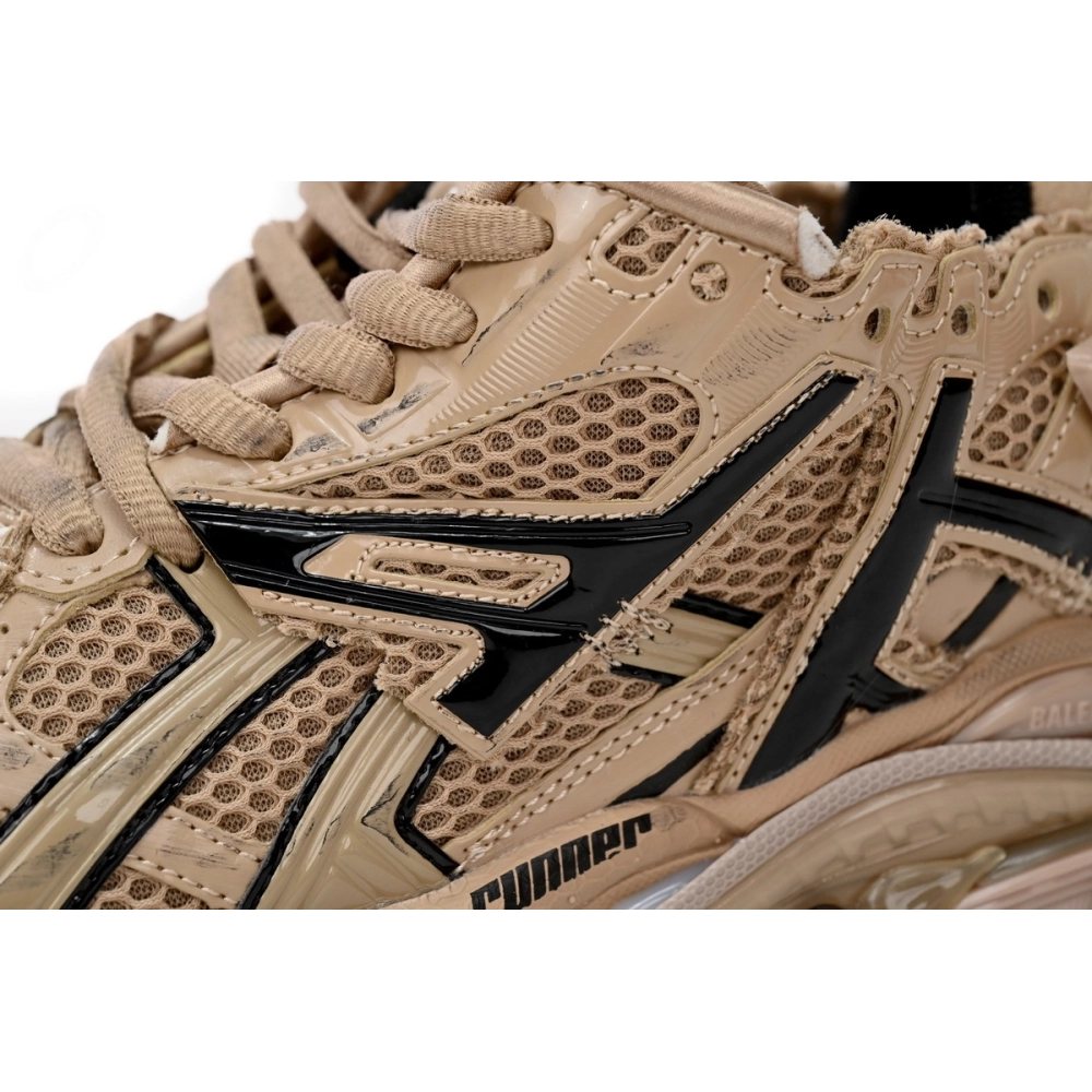 Balenciaga Runner Dark Brown 677402W1RA80125