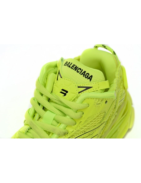 Balenciaga Runner Lime 677403W3RB47500