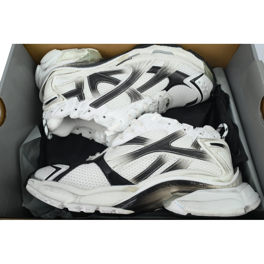 Balenciaga Runner Sneaker Gradient-White Black 772774 WRUNG 9010