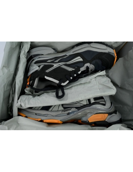 Balenciaga Runner Sneaker Black Fluo Orange 772774 W3RNY 1878