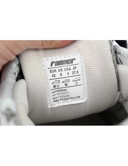Balenciaga Runner Sneaker Grey Brown 772774 W3RMU 2000
