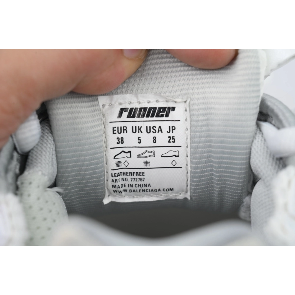 Balenciaga Runner Sneaker Gradient Yellow Powder 772767 WRUNG 9517