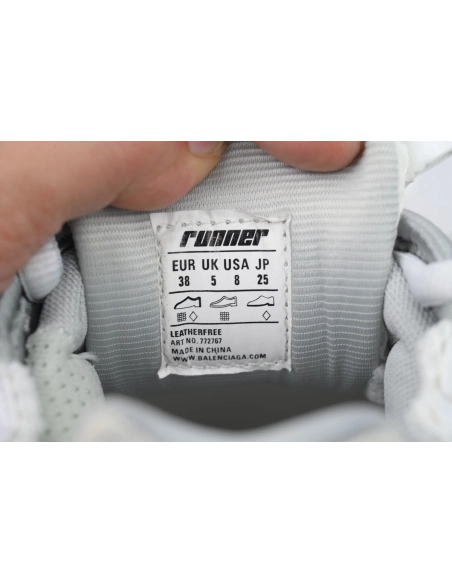 Balenciaga Runner Sneaker Gradient Yellow Powder 772767 WRUNG 9517