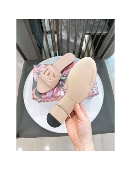 Dolce Gabbana Calfskin slides with DG logo,Dolce Gabbana Shoes