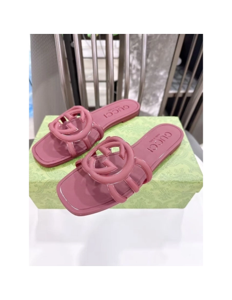 Gucci Interlocking G slide sandal,Gucci Slides