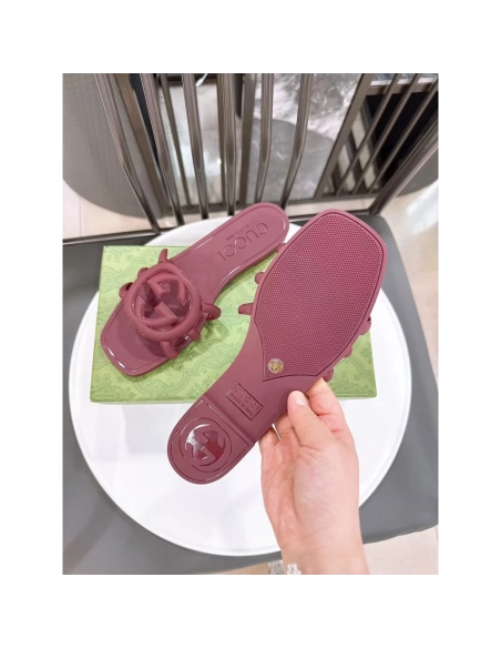 Gucci Interlocking G slide sandal,Gucci Slides