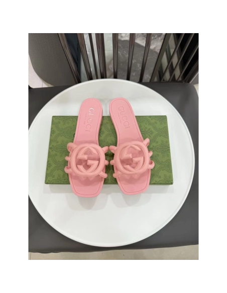 Gucci Interlocking G slide sandal,Gucci Slides