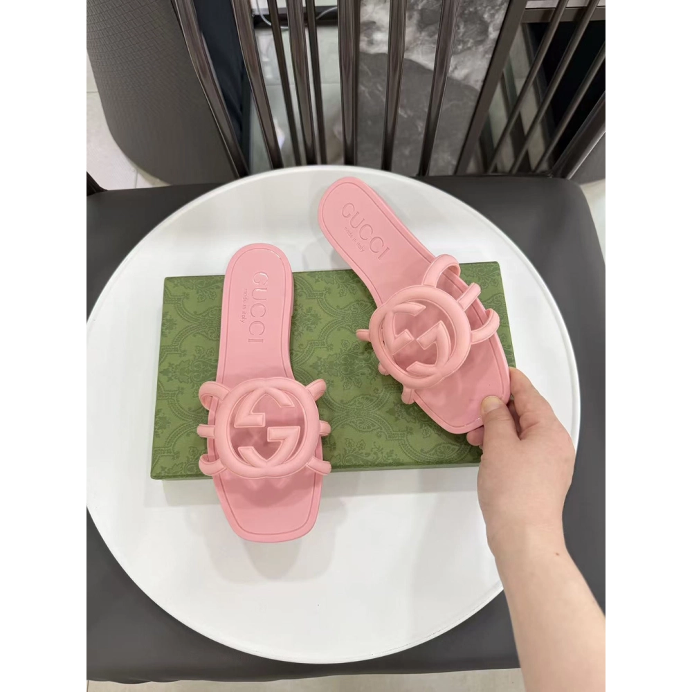 Gucci Interlocking G slide sandal,Gucci Slides