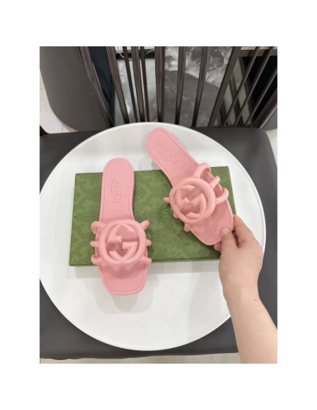 Gucci Interlocking G slide sandal,Gucci Slides