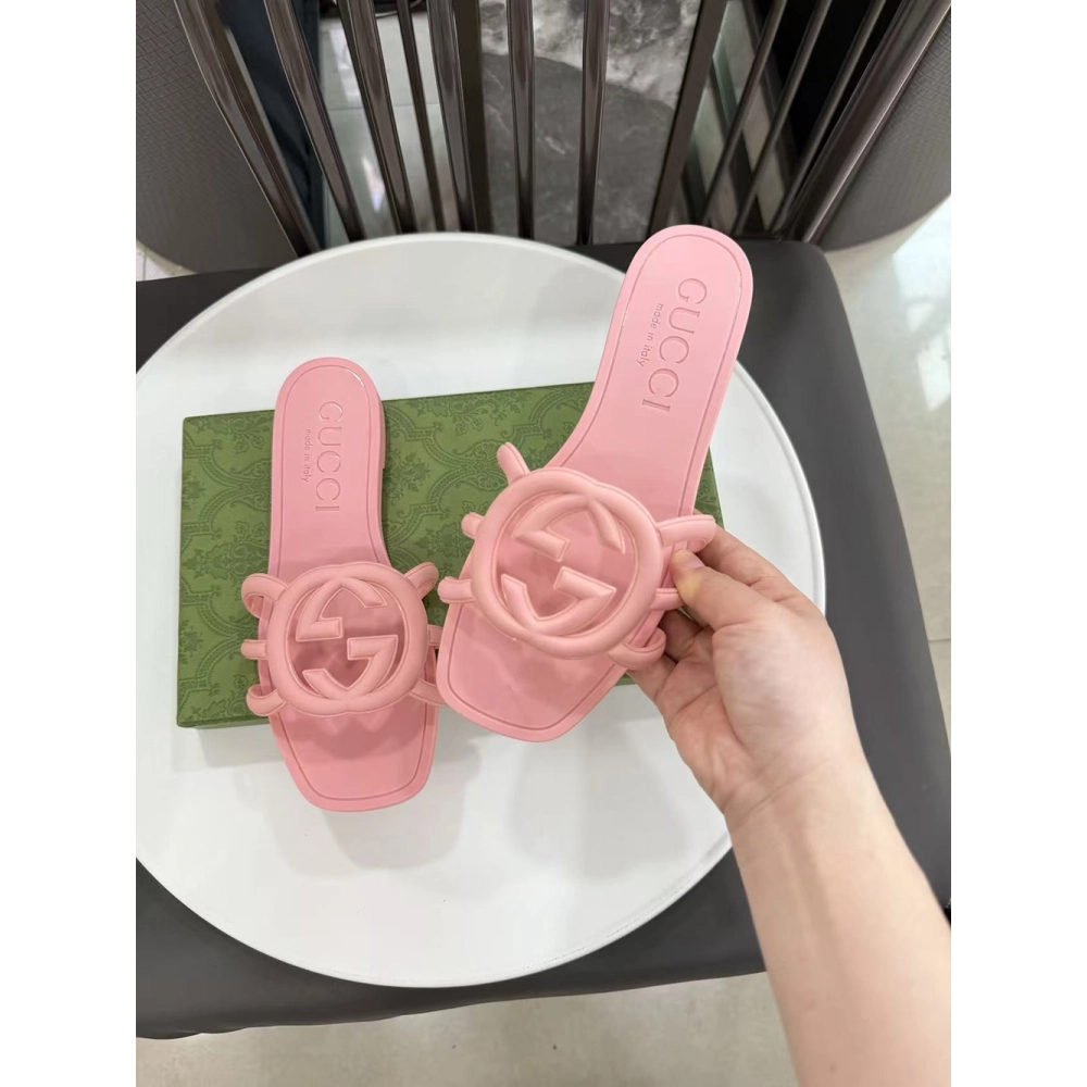 Gucci Interlocking G slide sandal,Gucci Slides