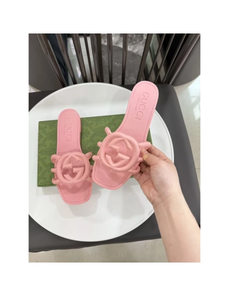 Gucci Interlocking G slide sandal,Gucci Slides
