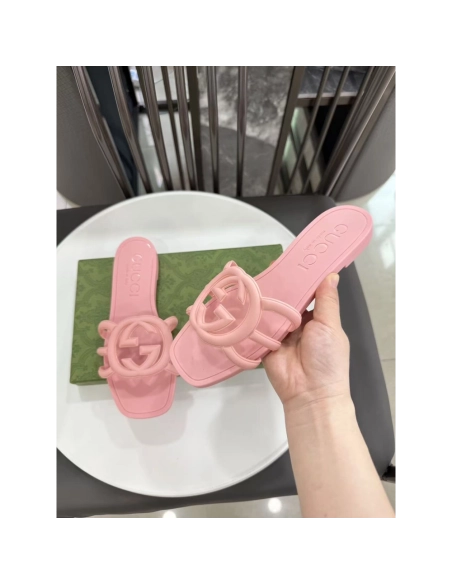 Gucci Interlocking G slide sandal,Gucci Slides