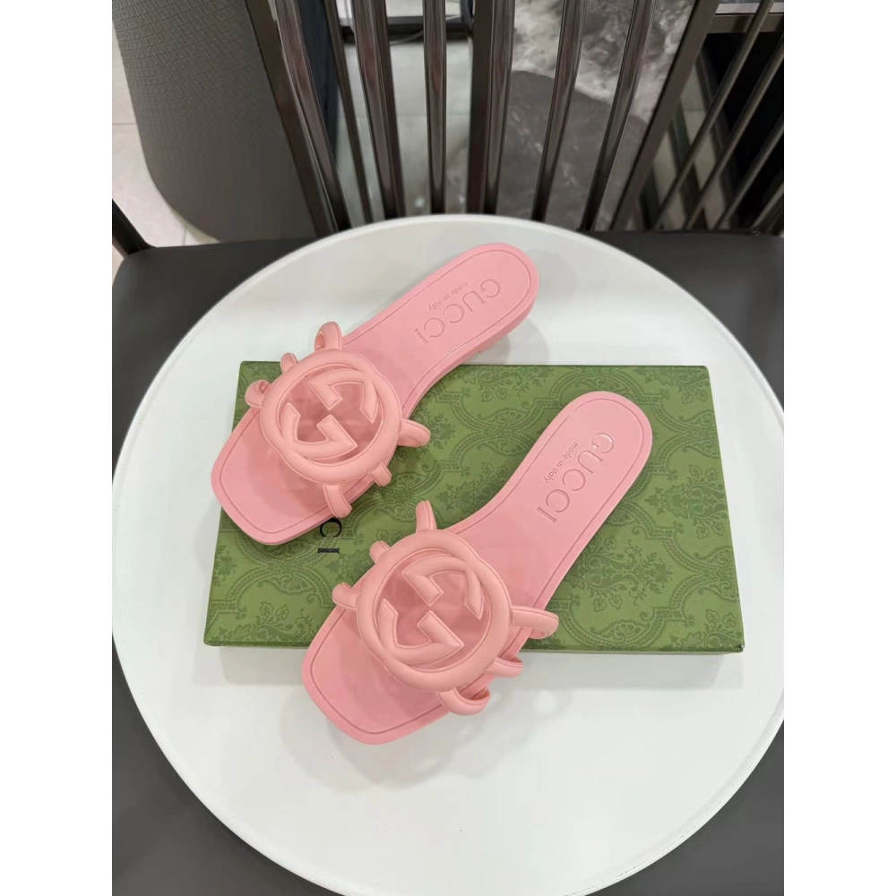 Gucci Interlocking G slide sandal,Gucci Slides