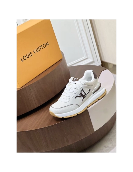 Louis Vuitton Classic Sneaker 1AKBWV,LOUIS VUITTON Sneakers