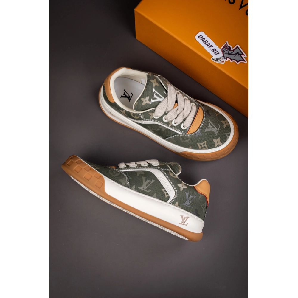 Louis Vuitton Tilted Sneaker 1AJAM7,LOUIS VUITTON Sneakers