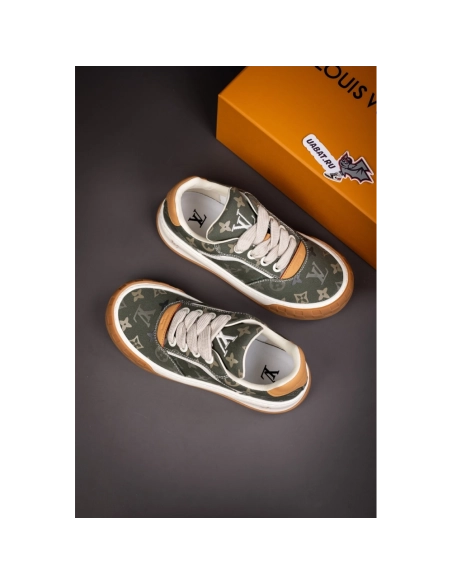 Louis Vuitton Tilted Sneaker 1AJAM7,LOUIS VUITTON Sneakers
