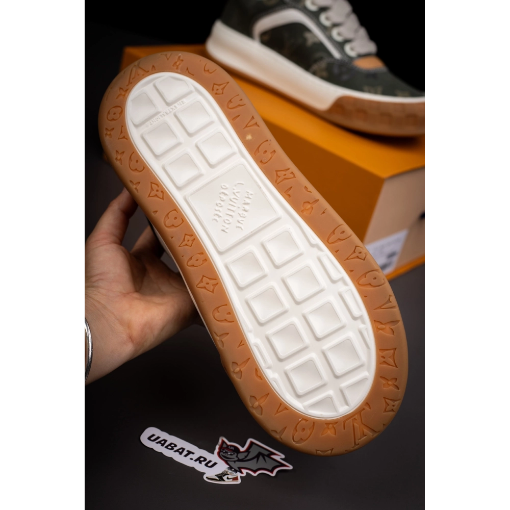 Louis Vuitton Tilted Sneaker 1AJAM7,LOUIS VUITTON Sneakers